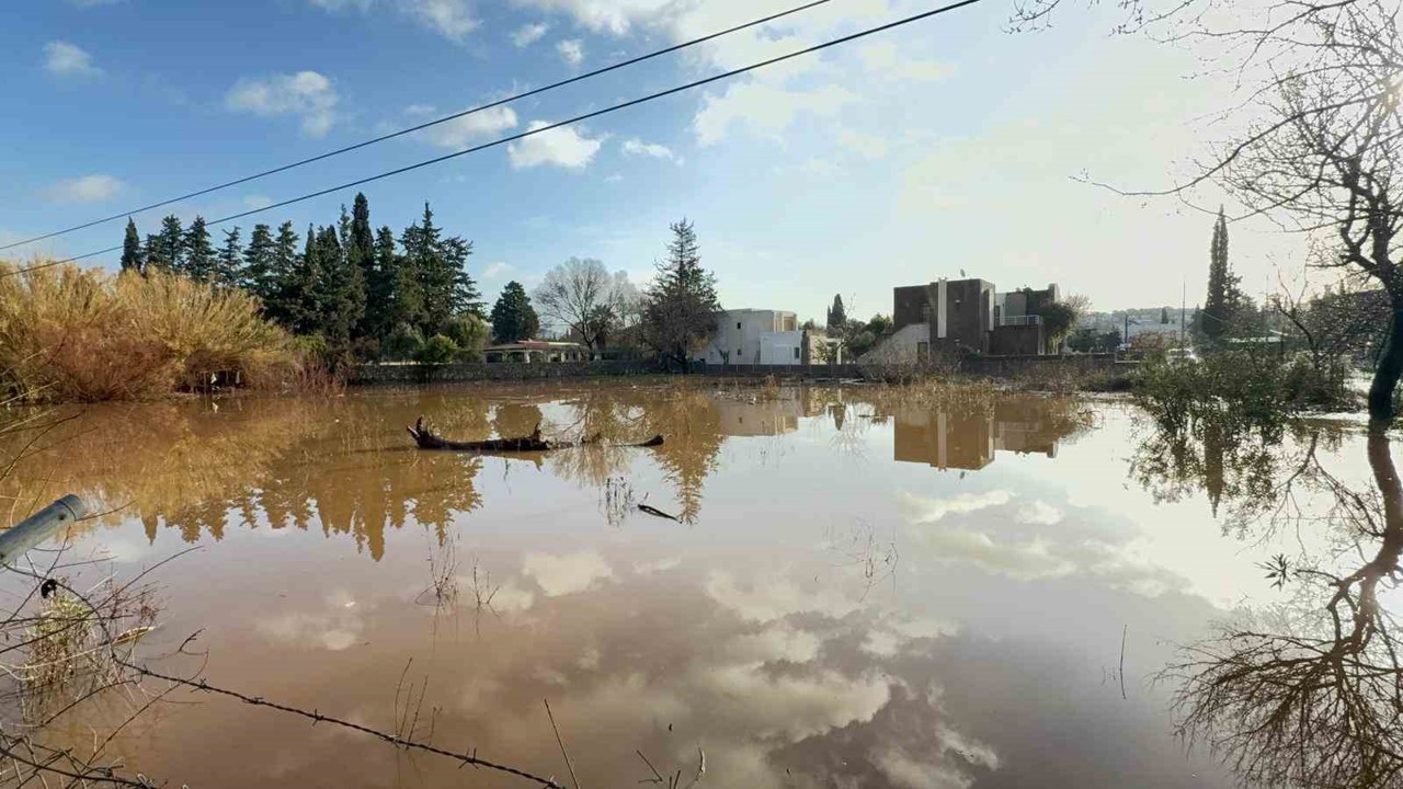 Bodrum’da selin tablosu gün ağarınca ortaya çıktı
