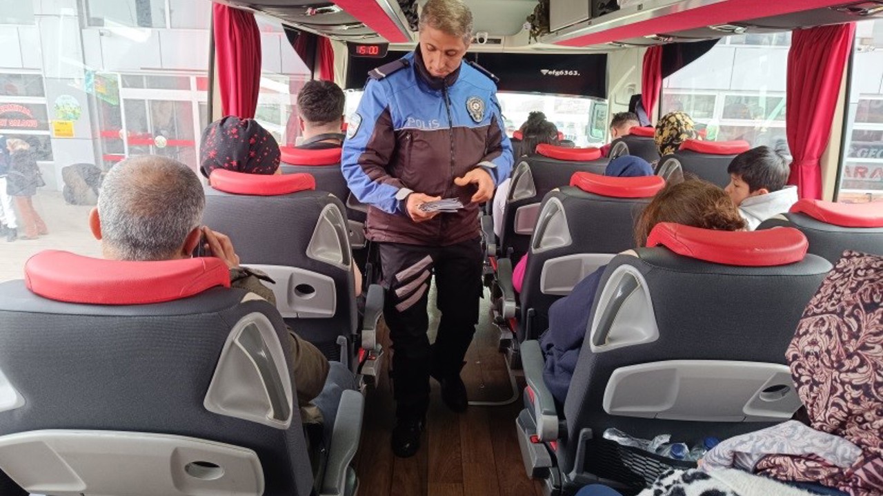 Vatandaşlar dolandırıcılığa karşı bilgilendirildi
