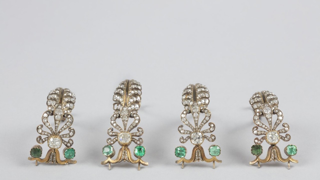 Louvre soygununda hırsızların düşürdüğü elmas tacın fotoğrafı ilk kez paylaşıldı
