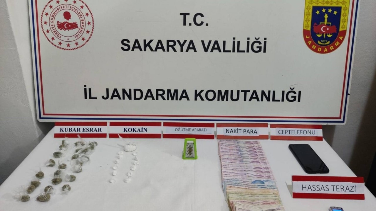 Jandarma uyuşturucuya geçit vermiyor: 1 tutuklama

