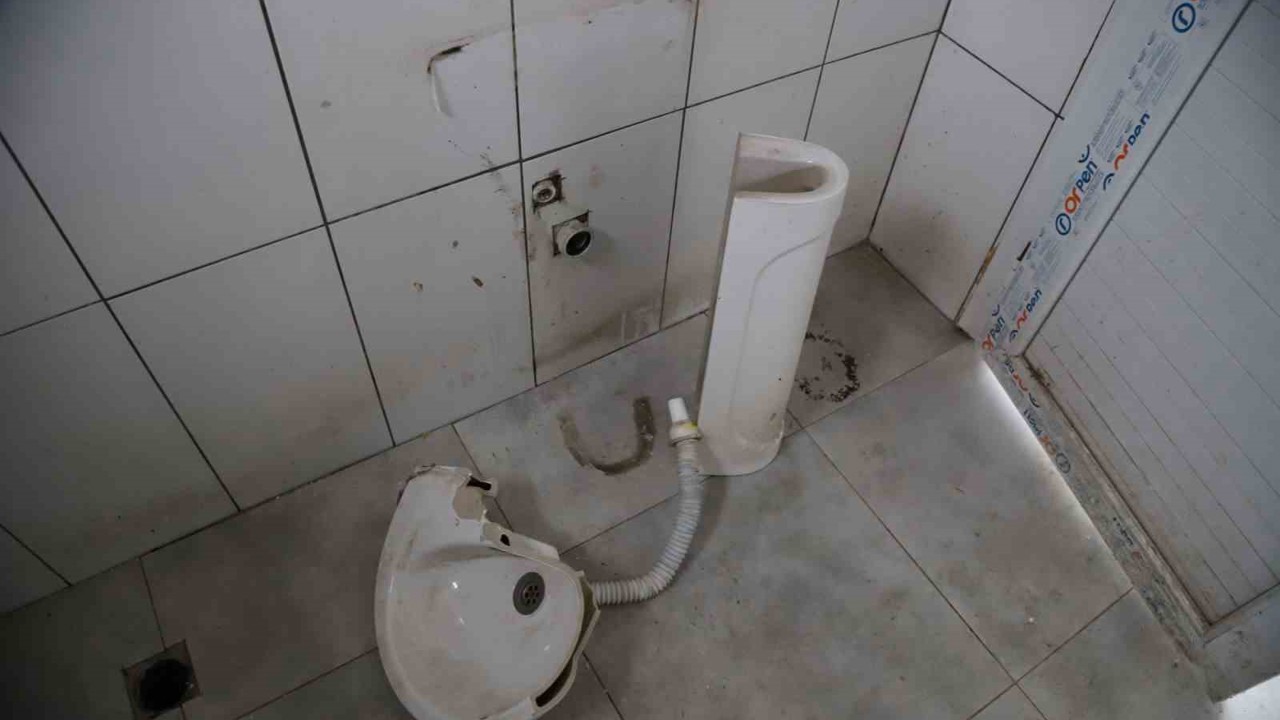 Mersin’de parka çirkin saldırı
