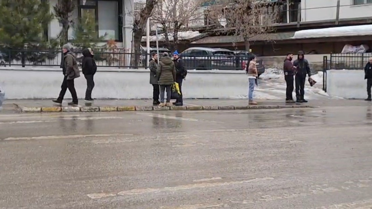 Erzincan’da meydana gelen deprem Tunceli’de de hissedildi
