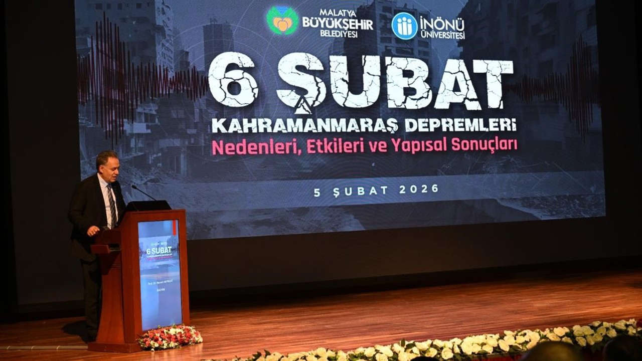 İnönü Üniversitesi Turgut Özal Kongre ve Kültür Merkezinde 6 Şubat Kahramanmaraş