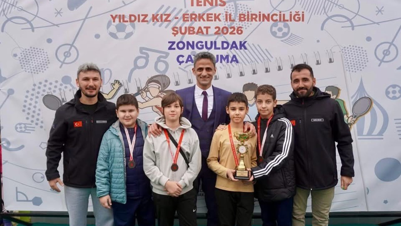 Okul sporları tenis müsabakaları Çaycuma’da tamamlandı
