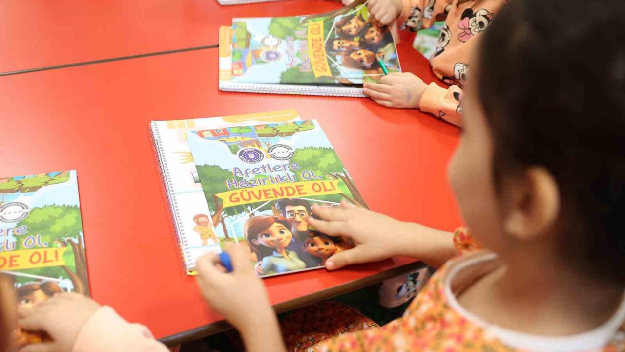 Çocuklar afet bilinciyle yetişiyor
