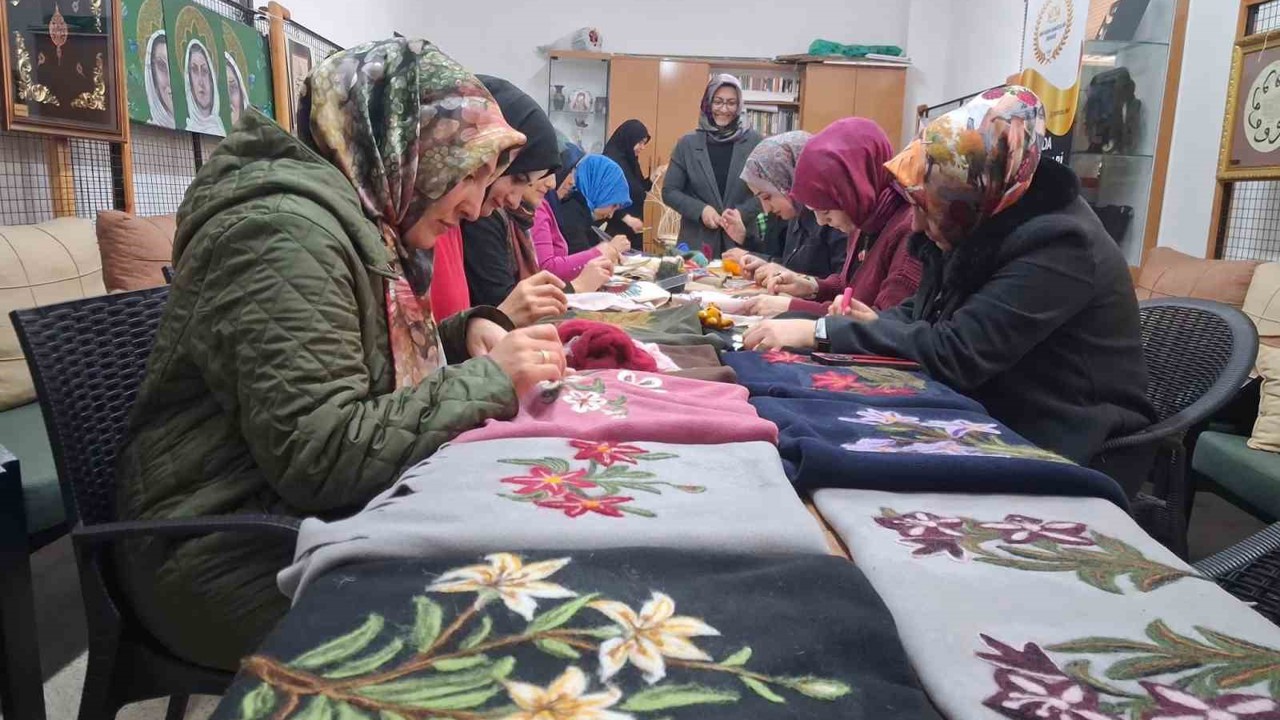 Van’da kadın emeği sanata ve ekonomiye katkı sağlıyor
