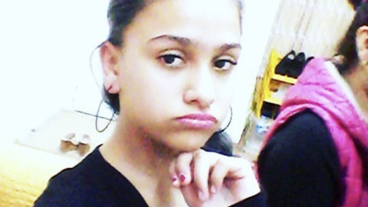 İzmir’de dere yatağına devrilen otomobilde ölen iki kardeşin cenazeleri teslim alındı
