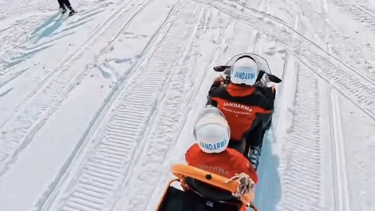 Abalı Kayak Merkezi’nde JAK timlerinden güvenlik devriyesi
