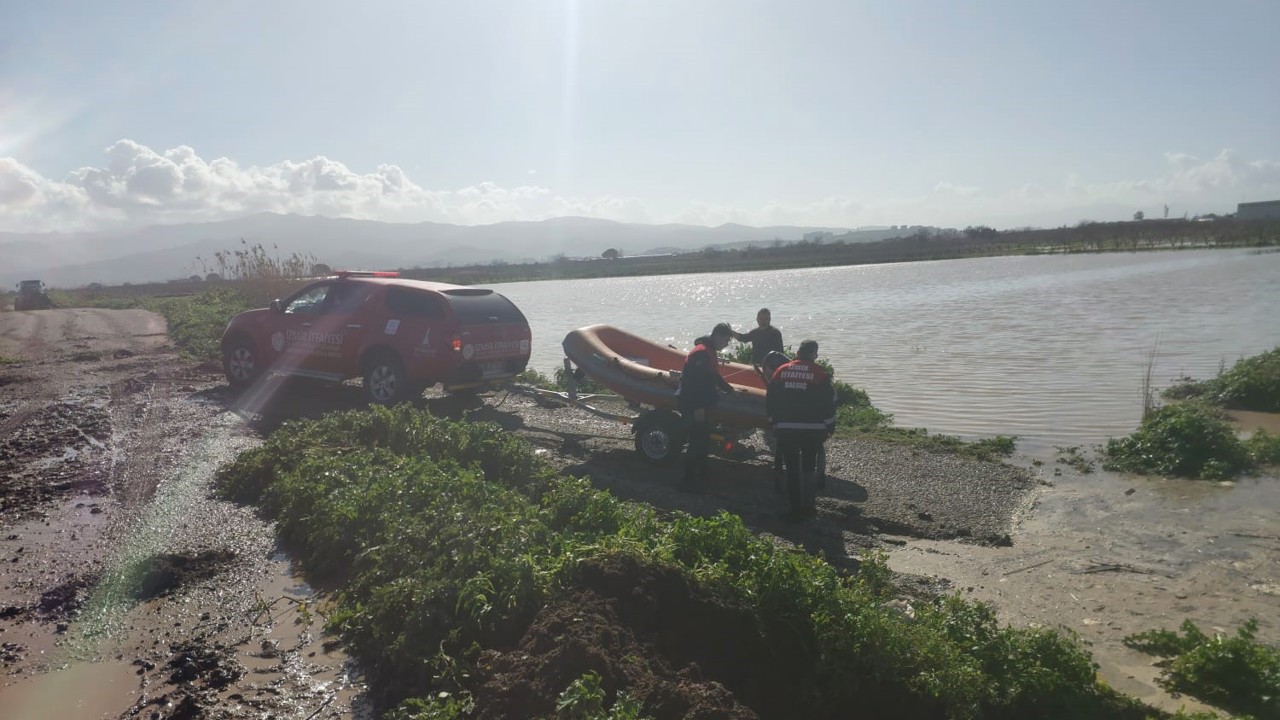 Büyükşehir ekiplerinin özverili çabası: Mahsur kalan hayvanlar kurtarıldı
