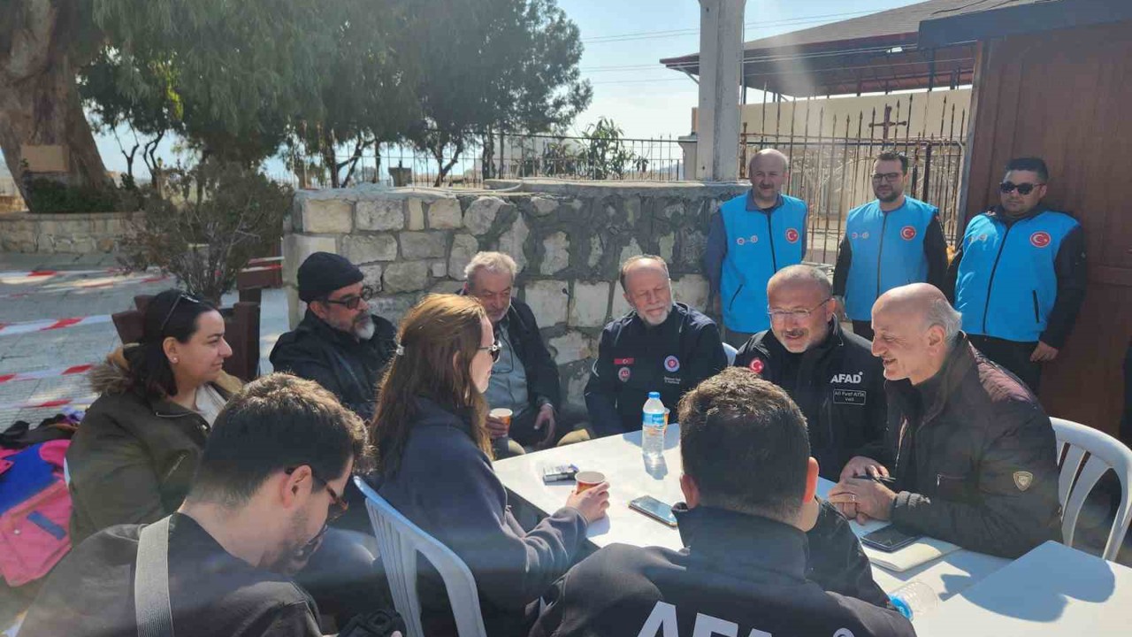 Fedakar Vali Atik; "Ben hastalığı Hatay’da depremde çalışırken yendim"

