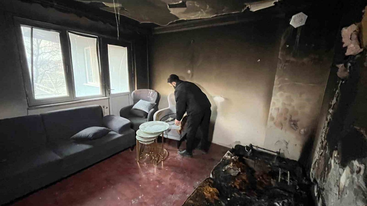 Bebeği üşümesin diye annesine taşındı, döndüğünde evinin kül olduğunu gördü
