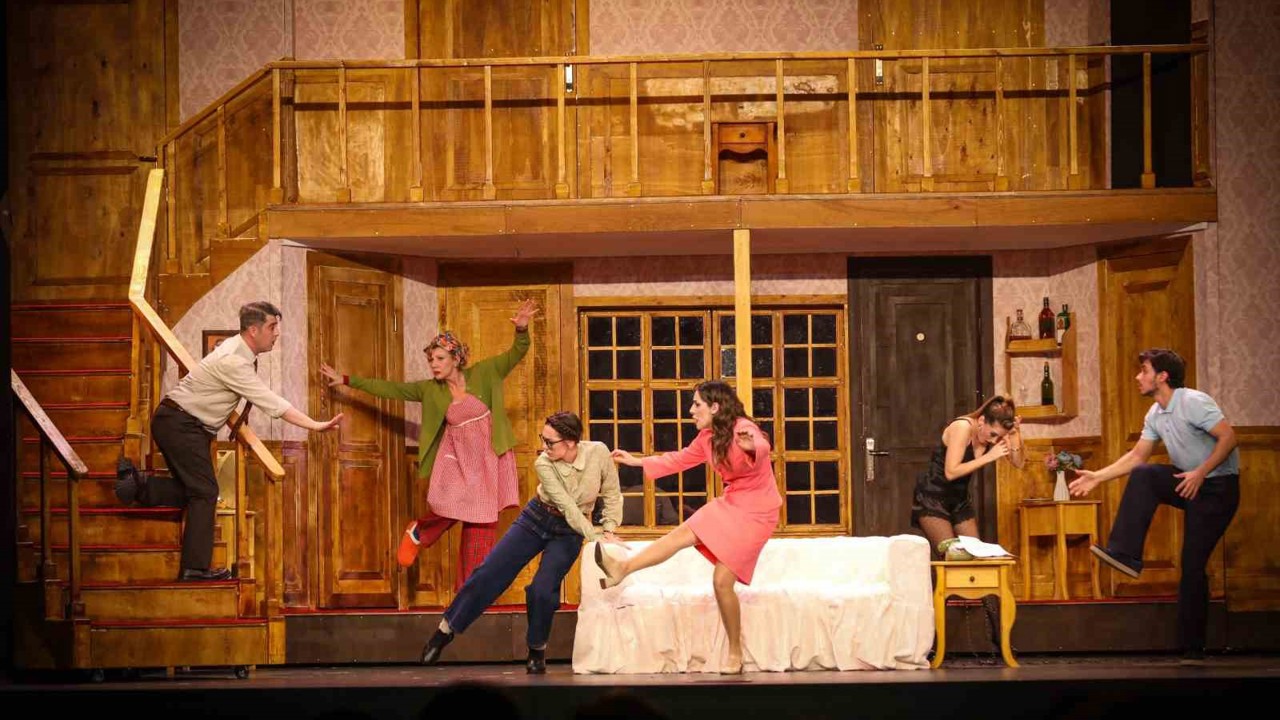 ‘Oyunun Oyunu’ seyirciyle buluştu
