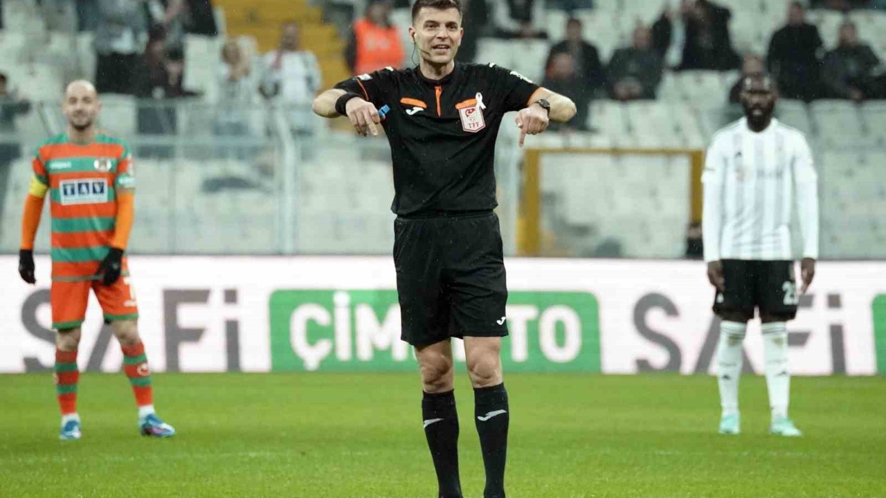 Beşiktaş - Alanyaspor maçının VAR’ı Ümit Öztürk oldu
