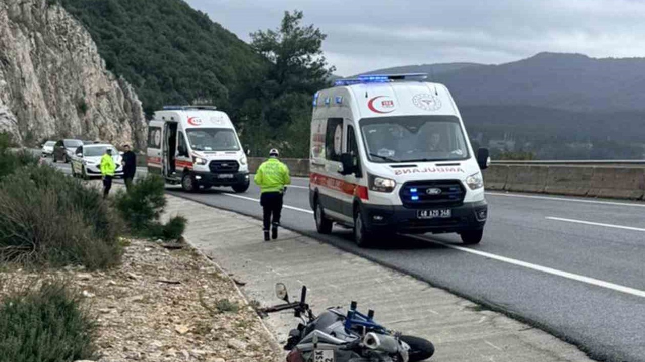 Menteşe Devrant mevkiinde kaza: 2 yaralı
