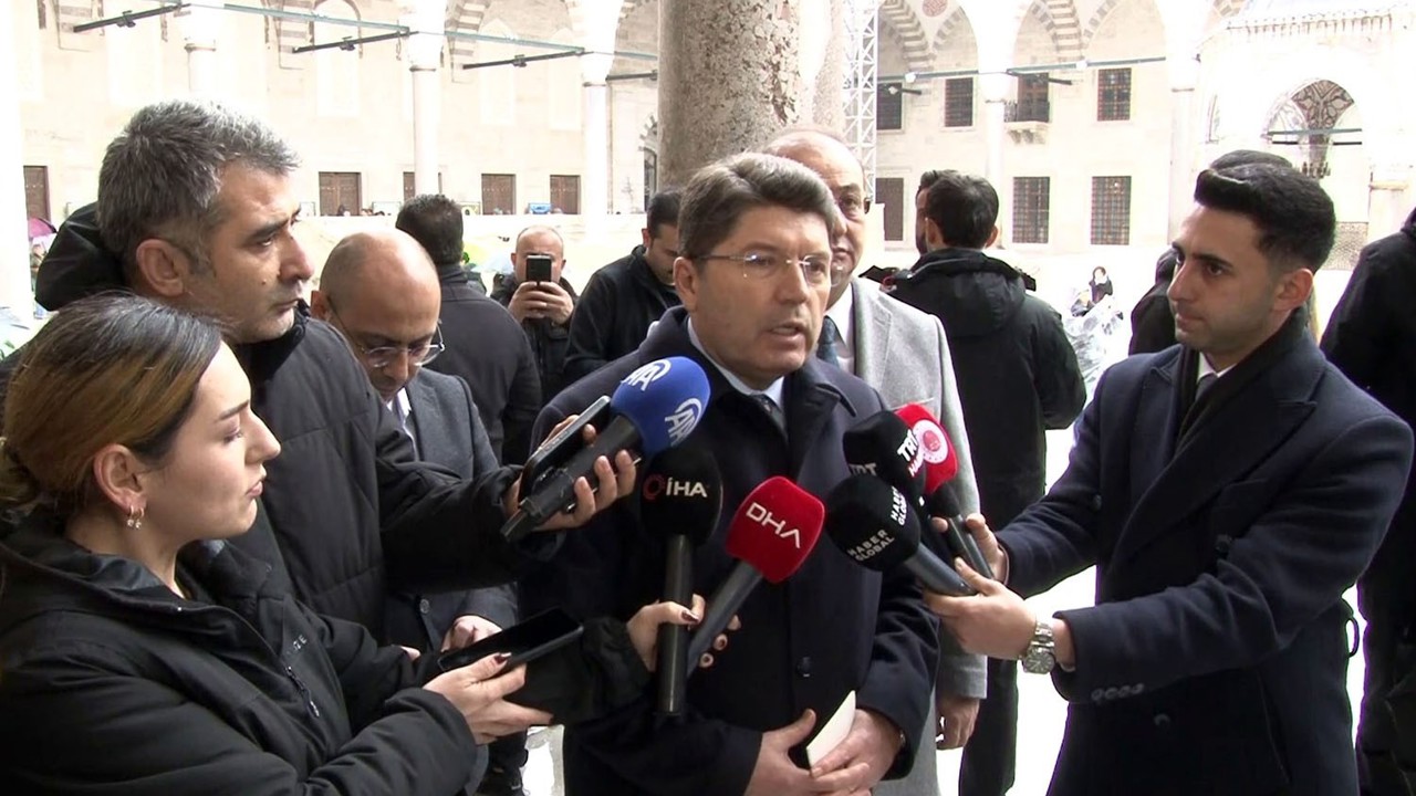 Adalet Bakanı Tunç: "Suça karışan çocuklar konusunda düzenleme, komisyon çalışmaları bittikten sonra meclise gelecek"
