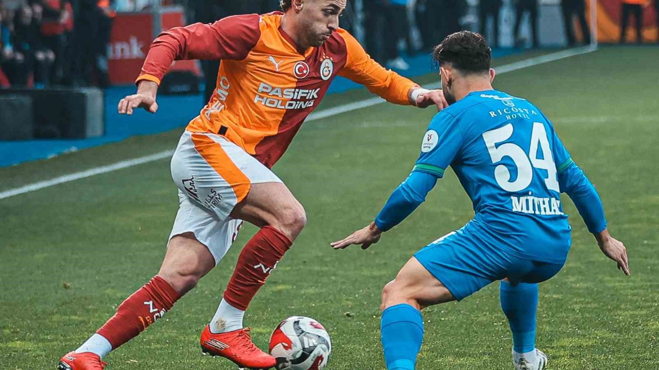 Trendyol Süper Lig: Çaykur Rizespor: 0 - Galatasaray: 1 (İlk yarı)
