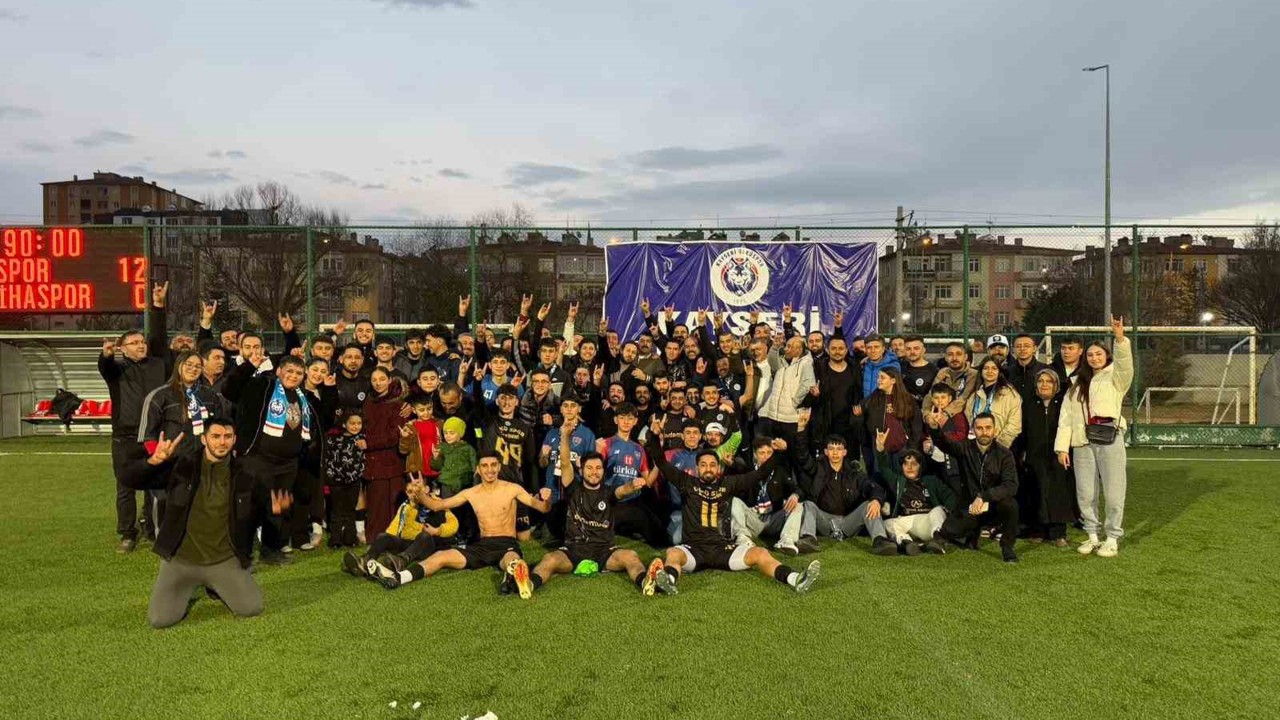 Kayseri Ülküspor şampiyon
