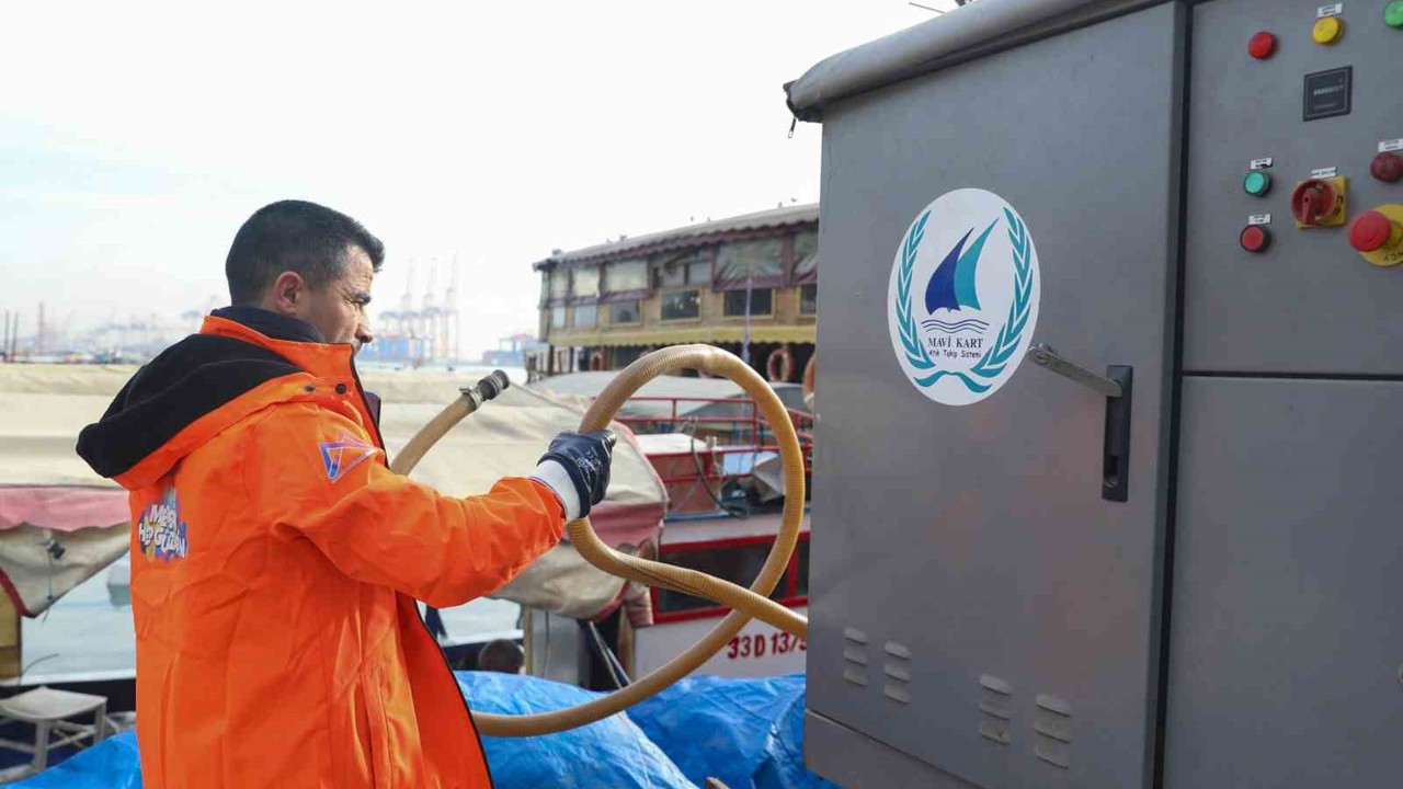Mersin’de deniz kirliliğine geçit yok: 25 bin metreküp tekne atığı bertaraf edildi
