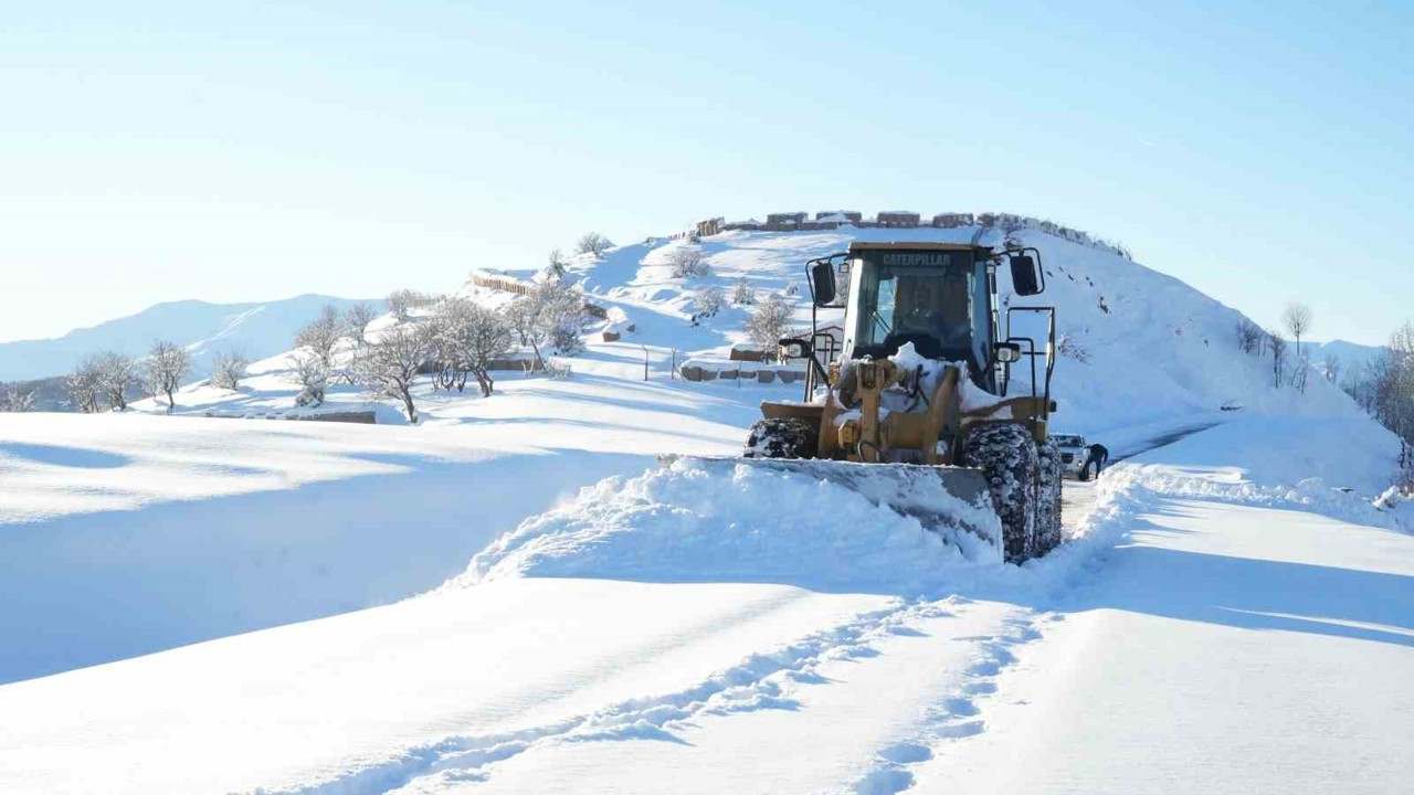 Muş’ta 146 köy yolu ulaşıma kapandı
