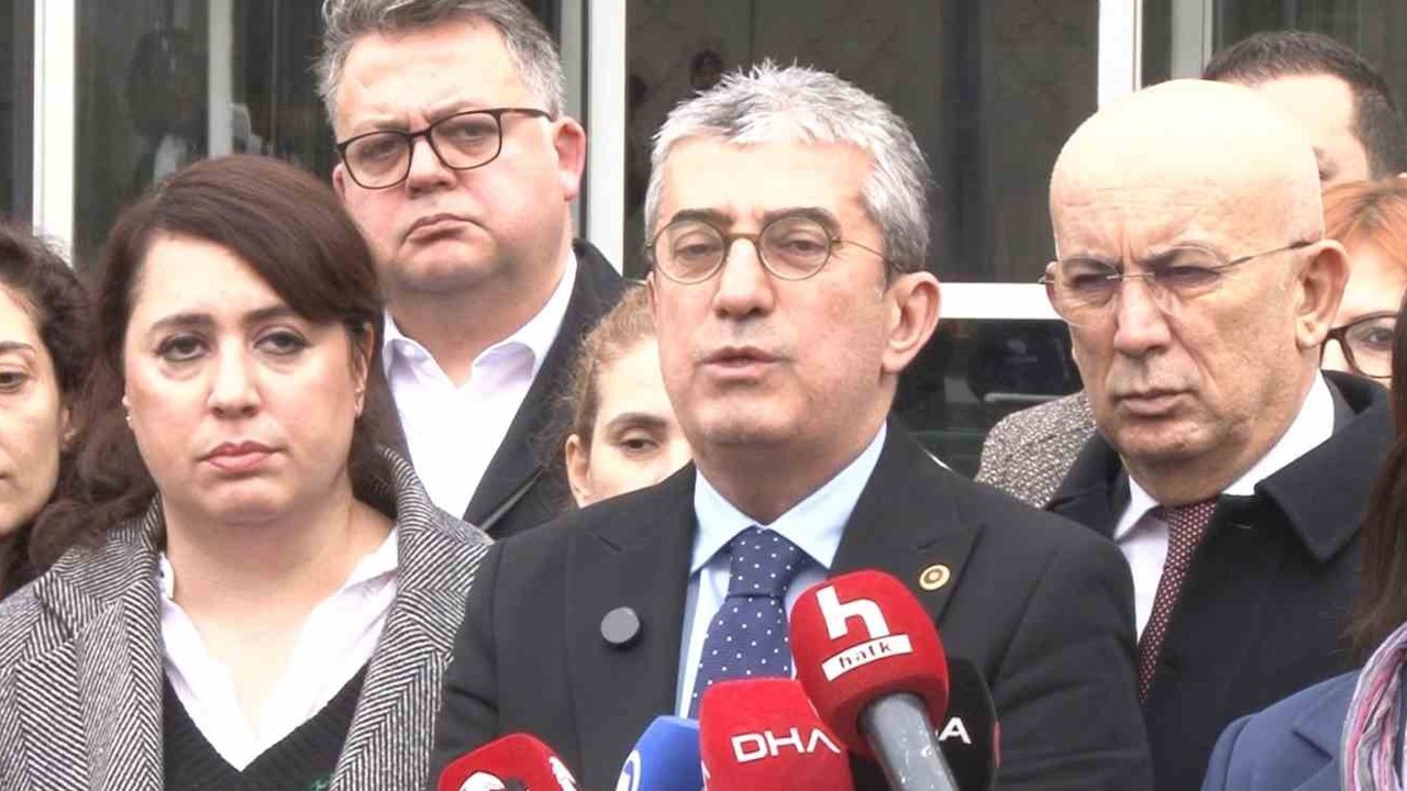 Uğur Mumcu suikastı ile 22 faili meçhul cinayeti kapsayan "Umut Davası"nın görülmesine devam edildi
