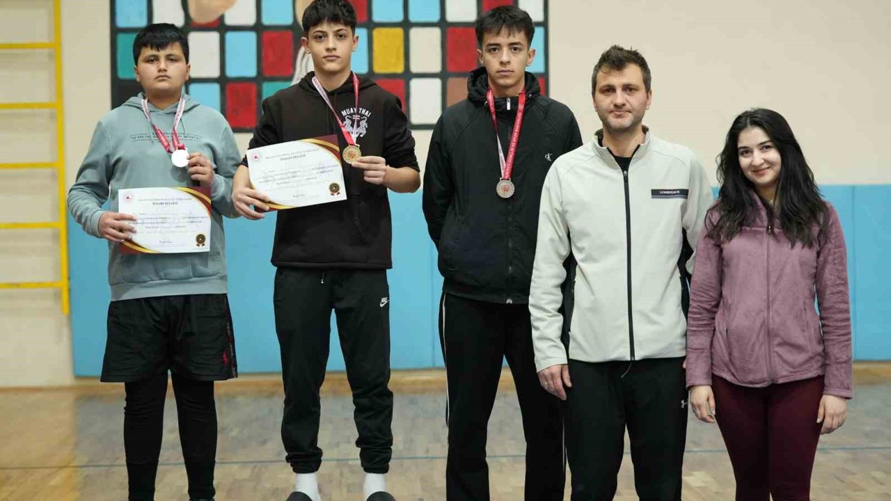 Niğde Wushu Takımı’ndan Malatya’da büyük başarı
