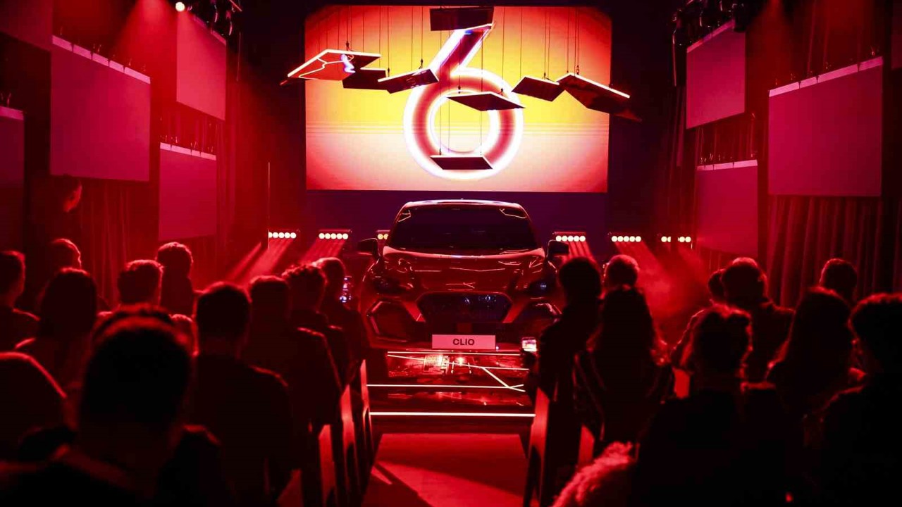 Türkiye’nin en çok satan otomobili ‘Clio’, yeni nesliyle Türkiye’de
