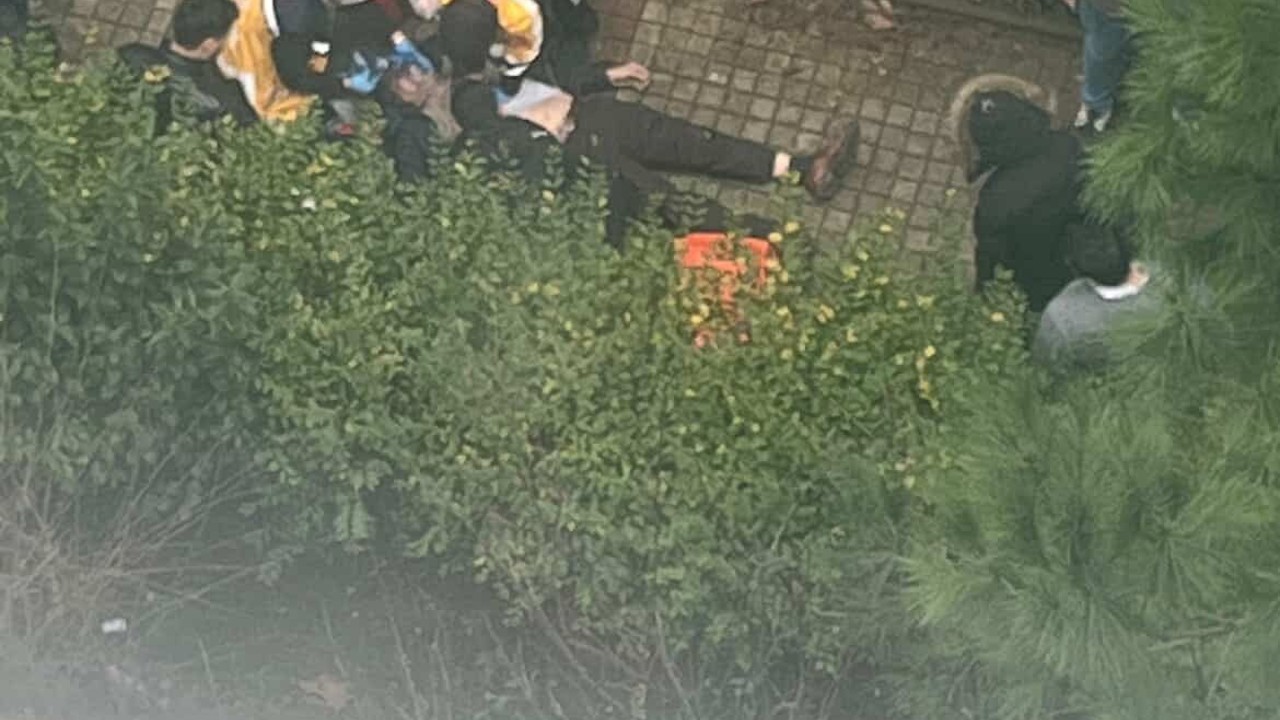 Esenyurt’ta sokakta gördüğü husumetlisini silahla vurarak öldürdü
