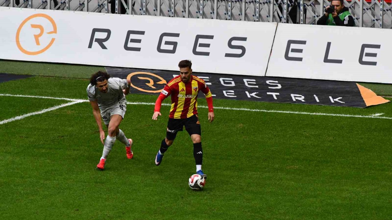 Trendyol Süper Lig: Kayserispor: 1 - Kocaelispor: 2 (Maç sonucu)
