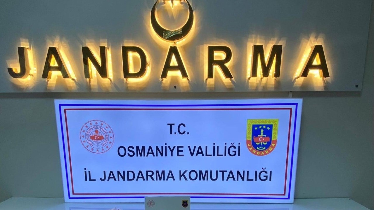 Yedek lastikten 2 kilo esrar çıktı
