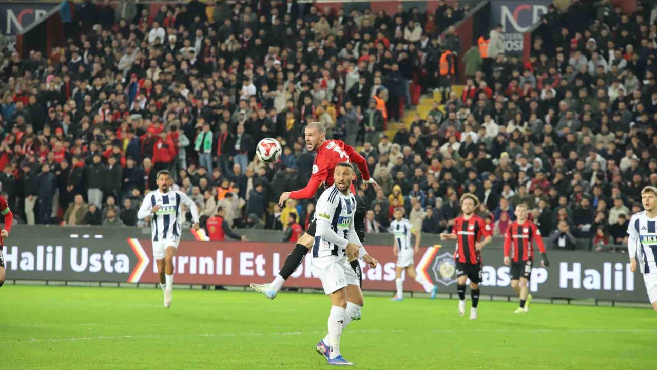 Trendyol Süper Lig: Gaziantep FK: 0 - Kasımpaşa: 0 (Maç devam ediyor)
