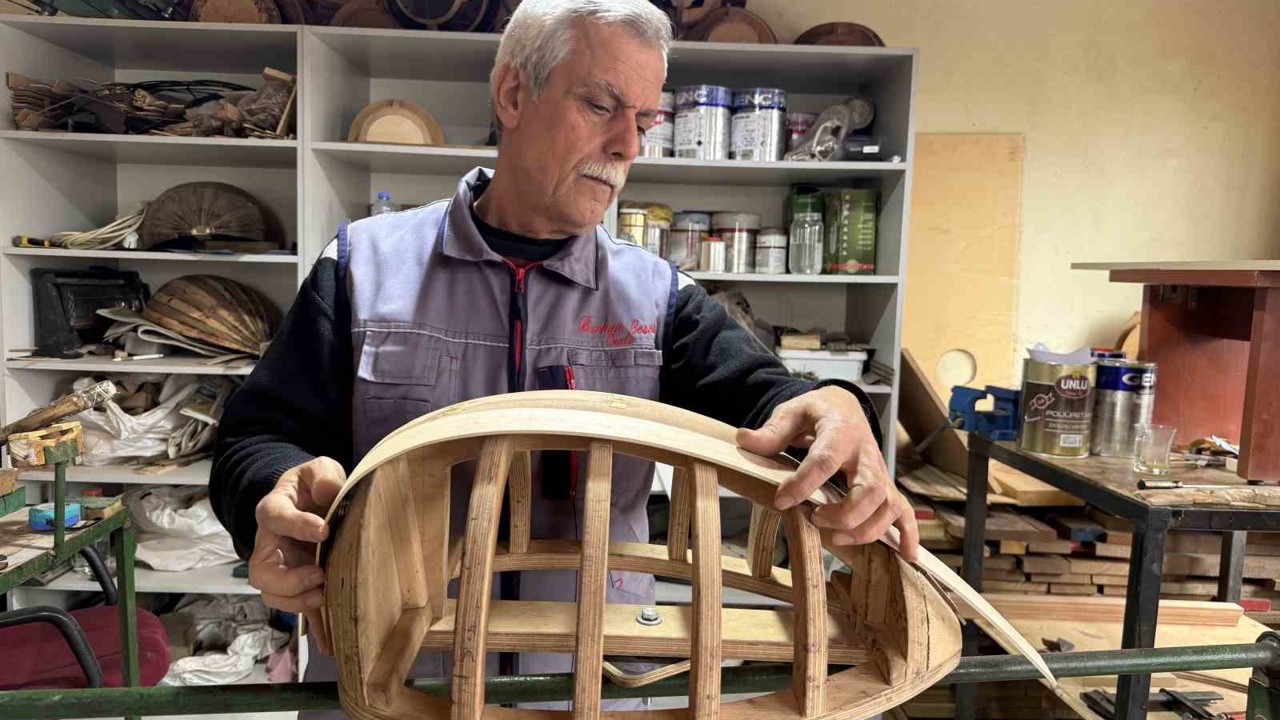 Burhan ustanın kişiye özel udları dünyaya açılıyor
