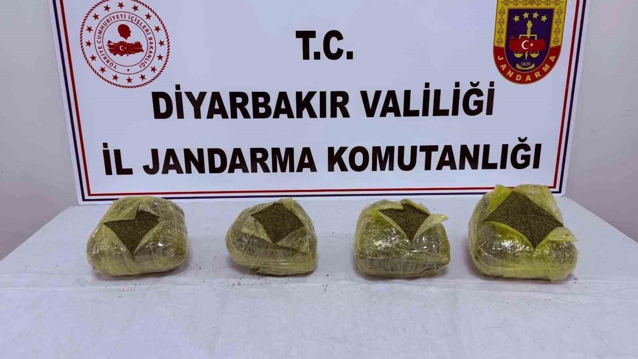 Diyarbakır’da uyuşturucu operasyonu: 16 şahıs hakkında işlem yapıldı
