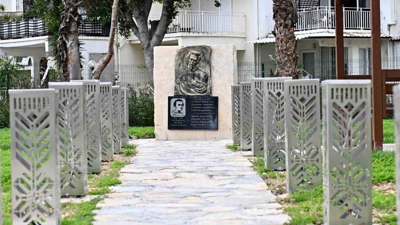 Ukrayna Kültür Parkı, Kievli öğrencilerin tasarımlarıyla yenilendi
