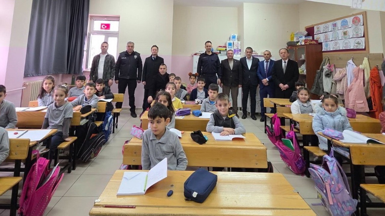 Kaymakam Algın’dan Gölkent Okullarına ziyaret
