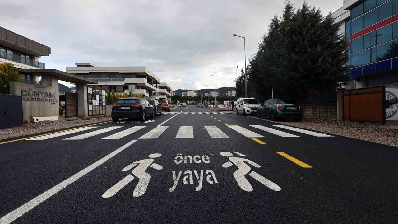 Büyükşehir Kolejler Bölgesi’nde yol yapım çalışmalarını tamamladı
