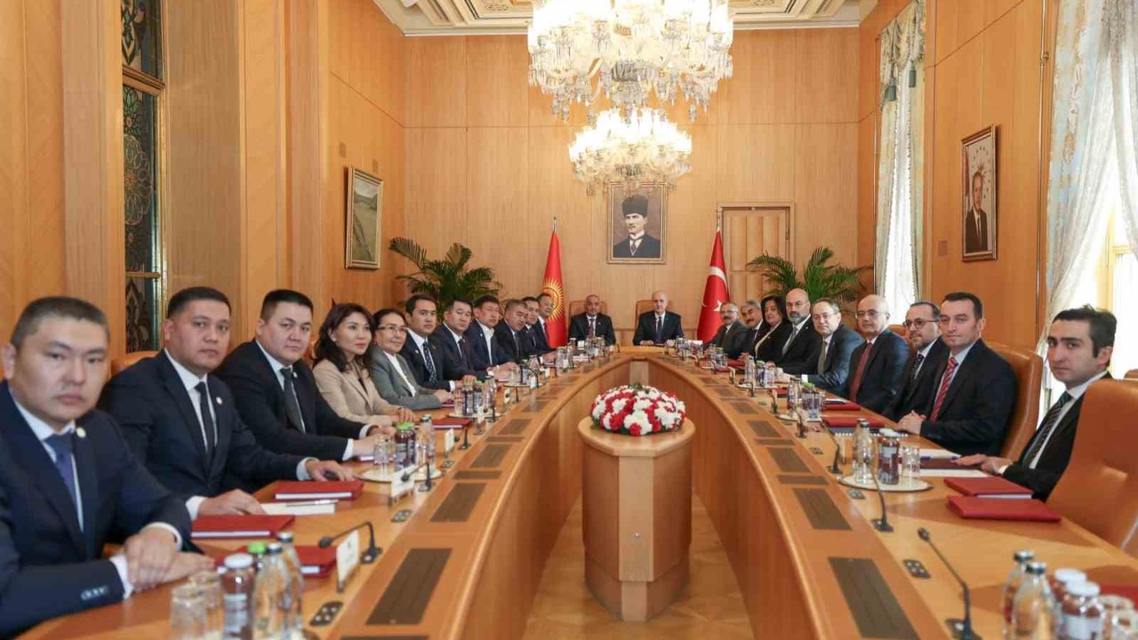 TBMM Başkanı Kurtulmuş: "İlk raporlara baktığımız zaman partiler arasında çok kolay uzlaşılacak bir zemin görünmüyor"
