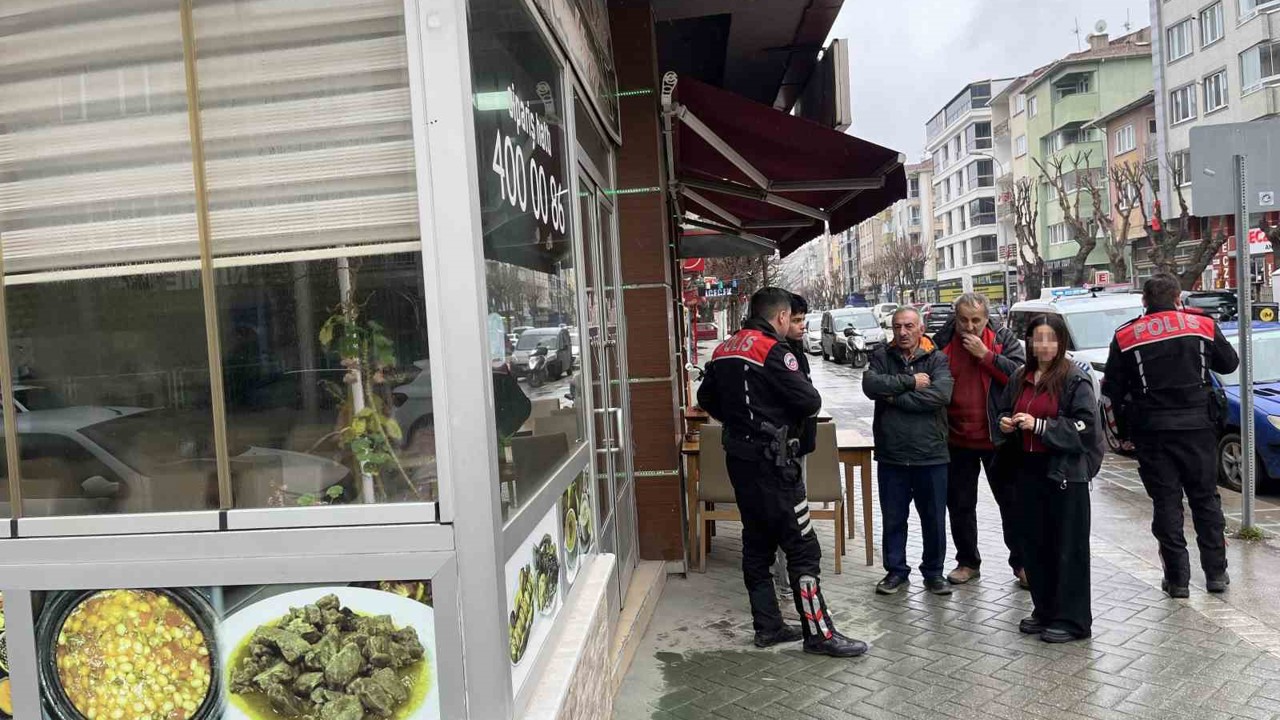 Yabancı uyruklu kadının erkek arkadaşı telefonunu alıp kayıplara karıştı
