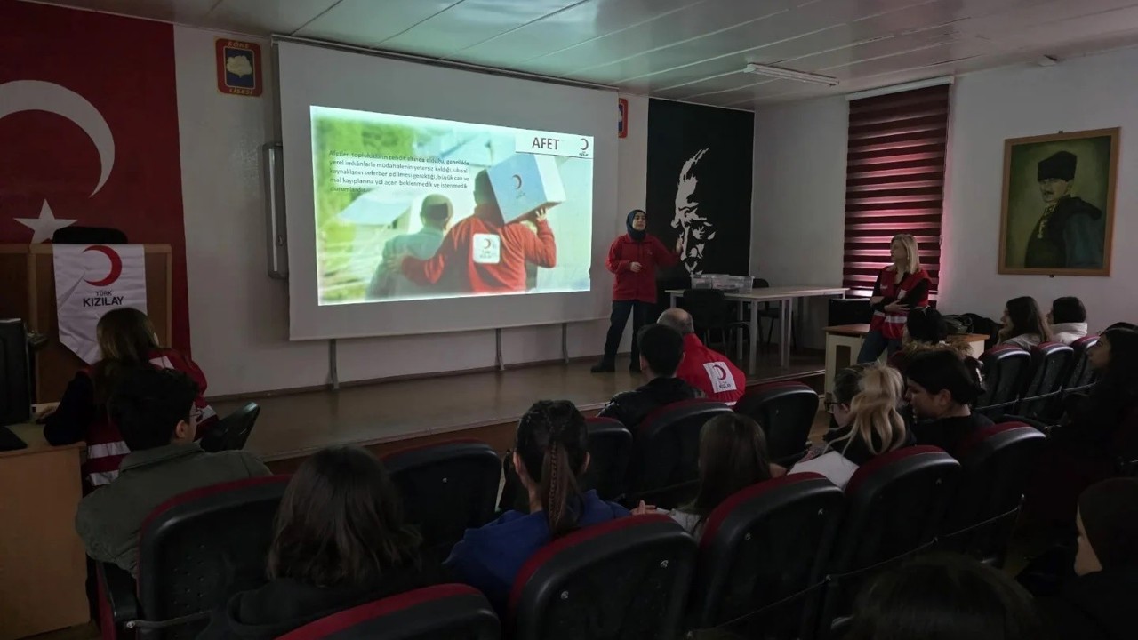 Söke’de öğrencilere afet ve iklim değişikliği farkındalığı

