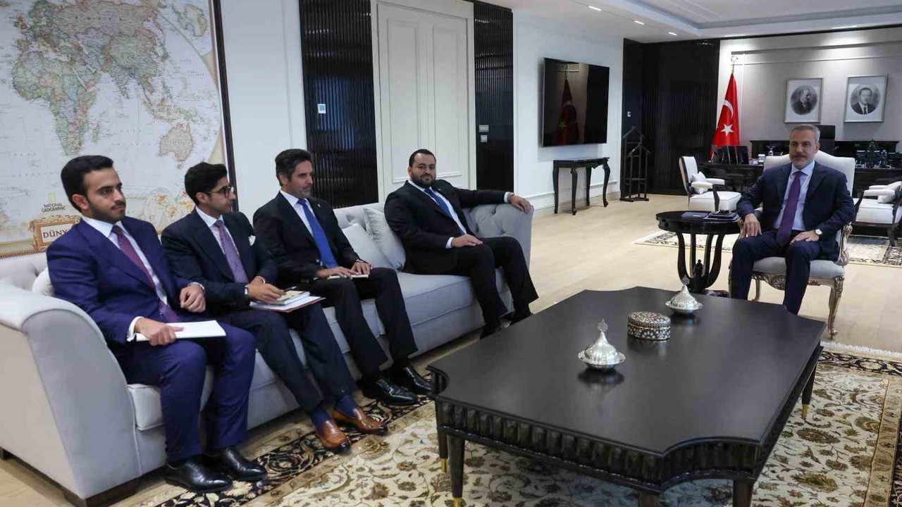 Bakan Fidan, Katarlı mevkidaşı Al-Khulaifi ile bir araya geldi
