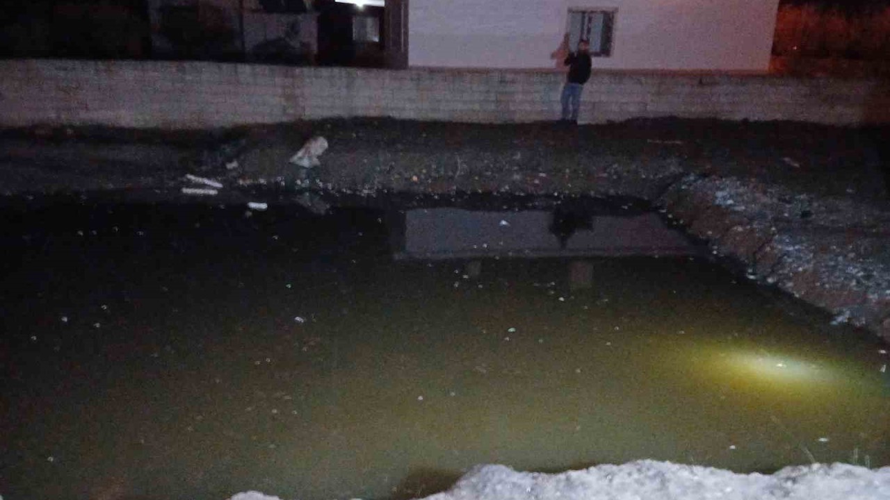 Hatay’da su dolu temelin içine düşen 2 kardeş çocuk hayatını kaybetti
