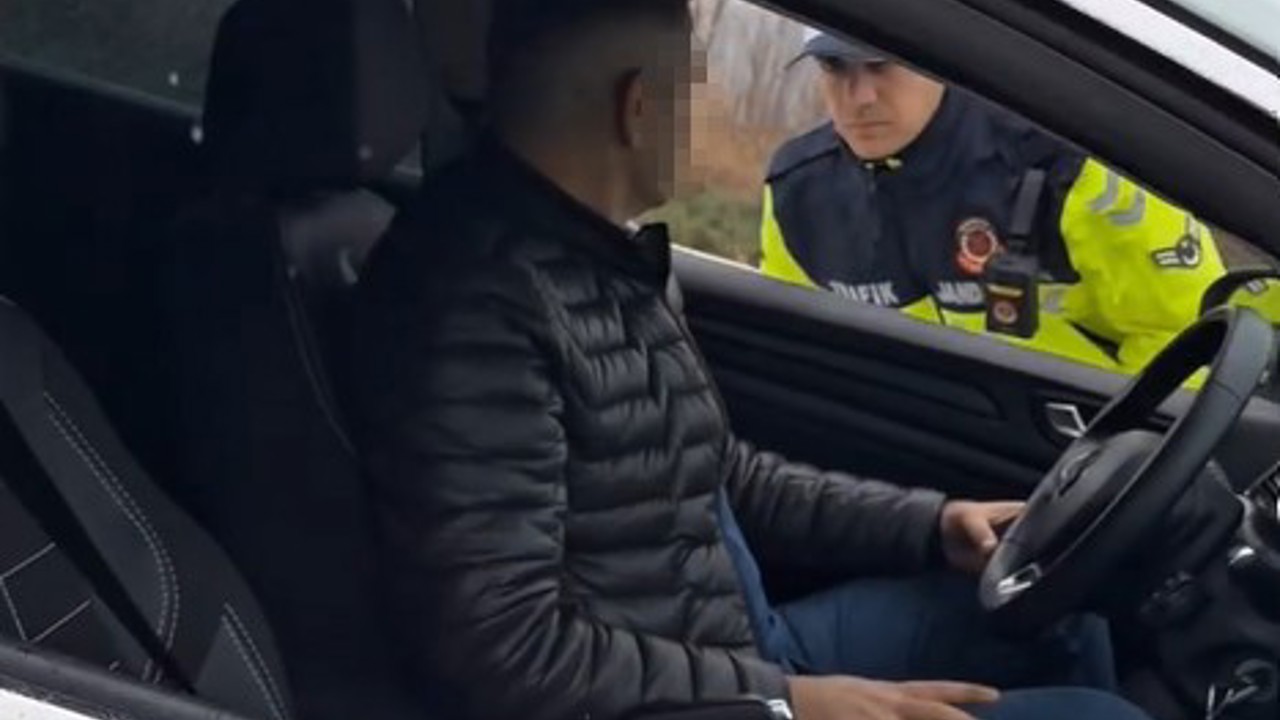 Tokat’ta kemer takmayan sürücüye kibar uyarı
