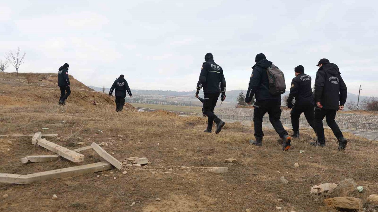 Elazığ’da kayıp adama ait yeni izler bulundu
