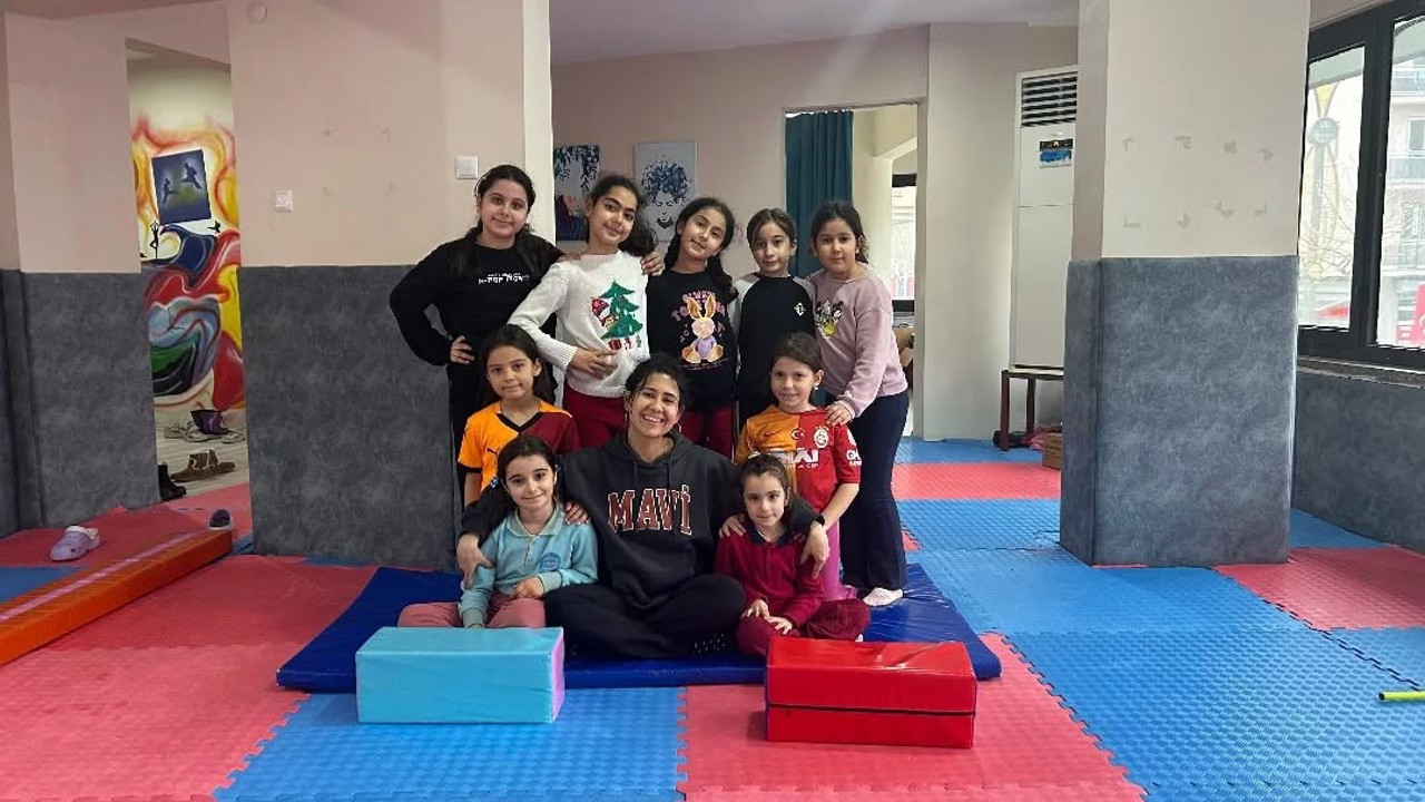 Başkan Zencirci: "Çocuklarımızı geleceğe hazırlıyoruz"
