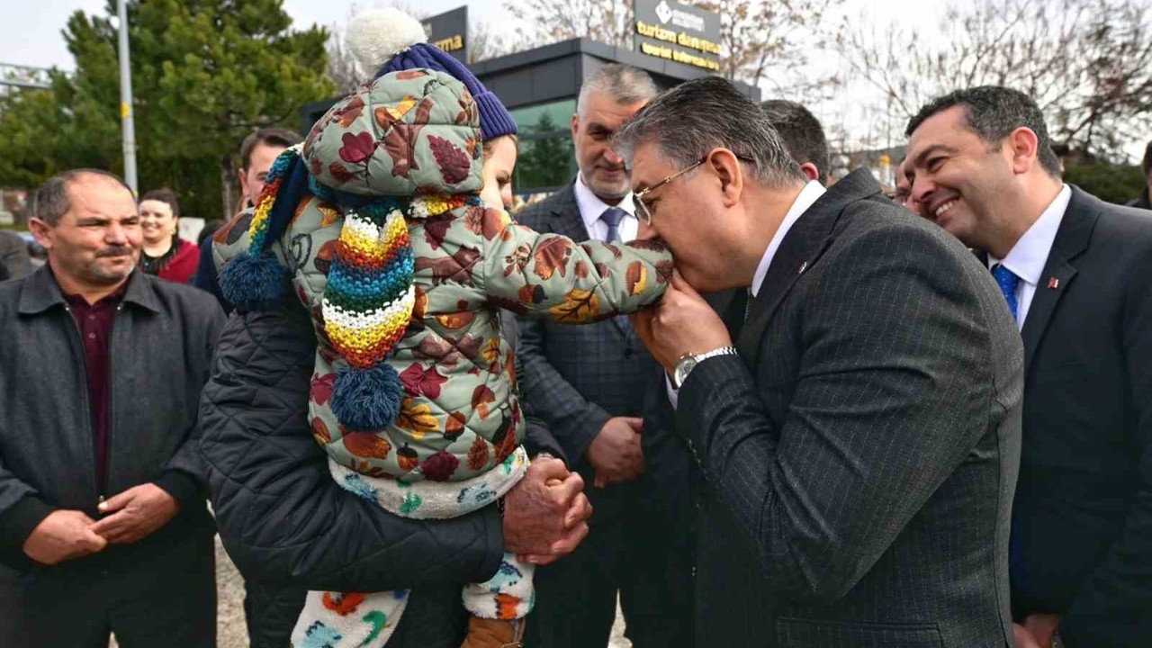 Vali Dr. Erdinç Yılmaz Sivrihisar’da coşkuyla karşılandı
