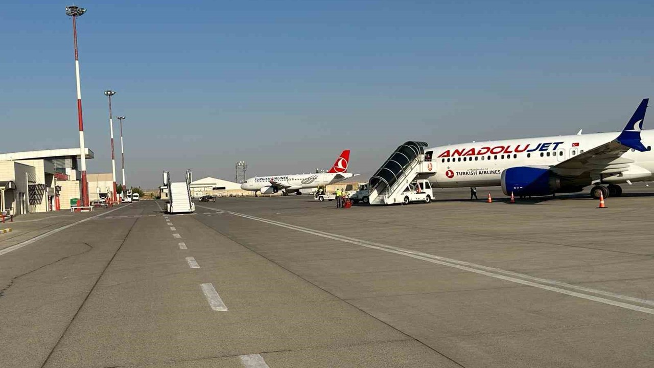 Şırnak Şerafettin Elçi Havalimanı ocak ayında 31 bin 415 yolcuya hizmet verdi
