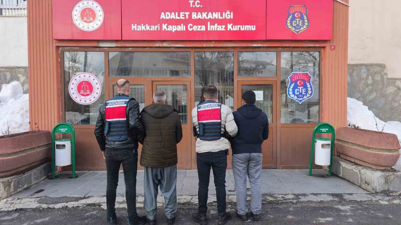 Hakkâri’de aranan 8 kişi yakalandı
