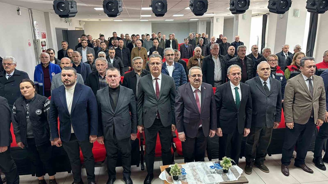 Kahverengi kokarca ile mücadelede muhtarlar bilgilendirildi
