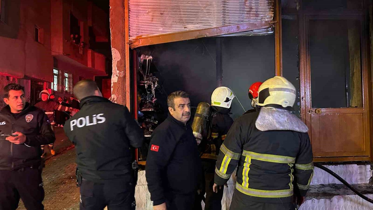 Şanlıurfa’da iş yeri yangını
