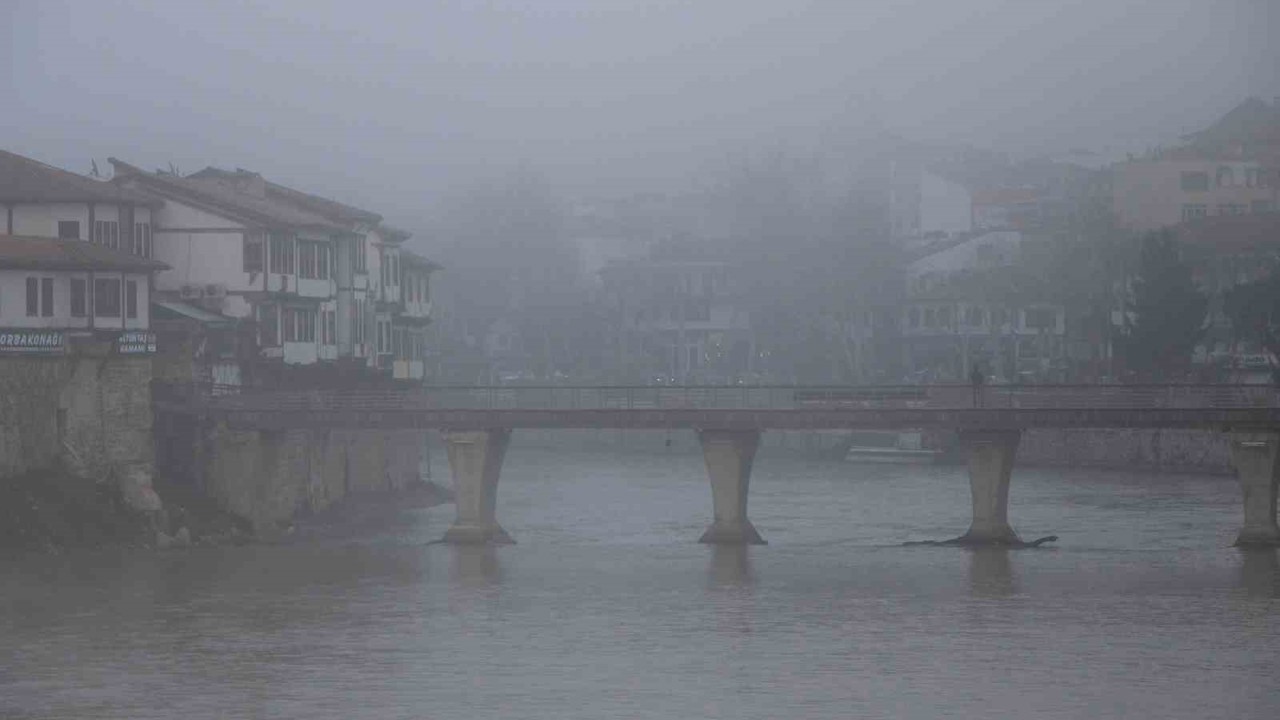 Amasya’da yoğun sis etkili oldu
