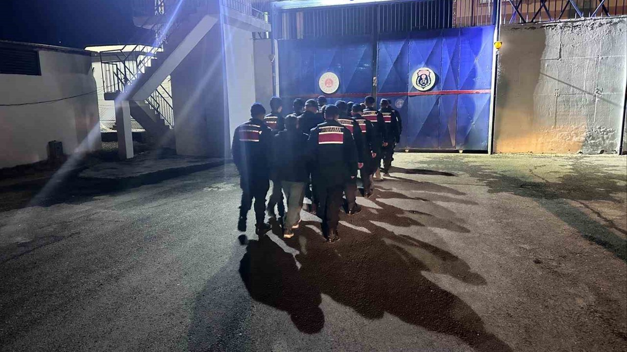 Avanos’ta 19 adrese silah operasyonu: 6 tutuklama
